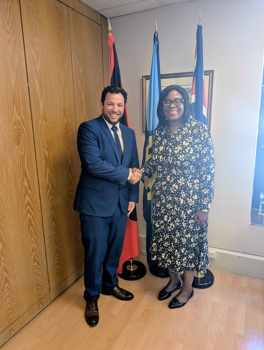 commonwealthjc's tweet photo. Our CEO Arieh Miller and H.E. Karen-Mae Hill OBE, High Commissioner of Antigua and Barbuda to the UK, enjoyed a productive meeting today in London during which they discussed various topics including CHOGM 2026 which will be held in St John's in November. @ABHCUK #CHOGM2026 https://t.co/fK4S7743VS
