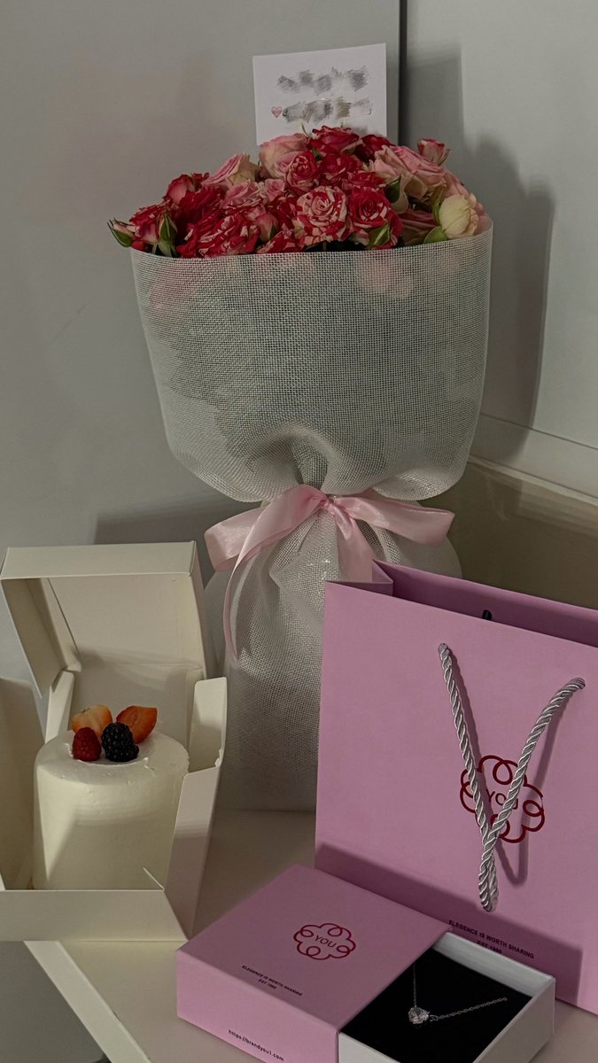 ghala_771's tweet photo. والله أنك عـيد حياتي
      بأيامها وشهورها وسنينها
 عادت أعيادي الهنيّه بك كل عام
❤️❤️❤️❤️❤️❤️❤️❤️❤️❤️ https://t.co/1jbW1UdGph