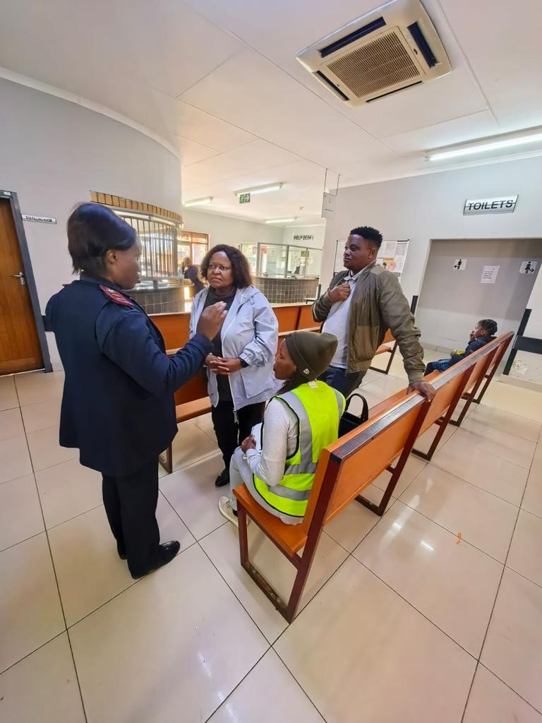 DonaldButhane's tweet photo. Yesterday the Tshwane Health Oversight Committee Chairperson, Cllr Peggy de Bruin, conducted a follow-up inspection and operational oversight visit at Stanza Bopape Clinic following the unannounced visit conducted late last year.

#Reaspana https://t.co/pktNH2l4Mt