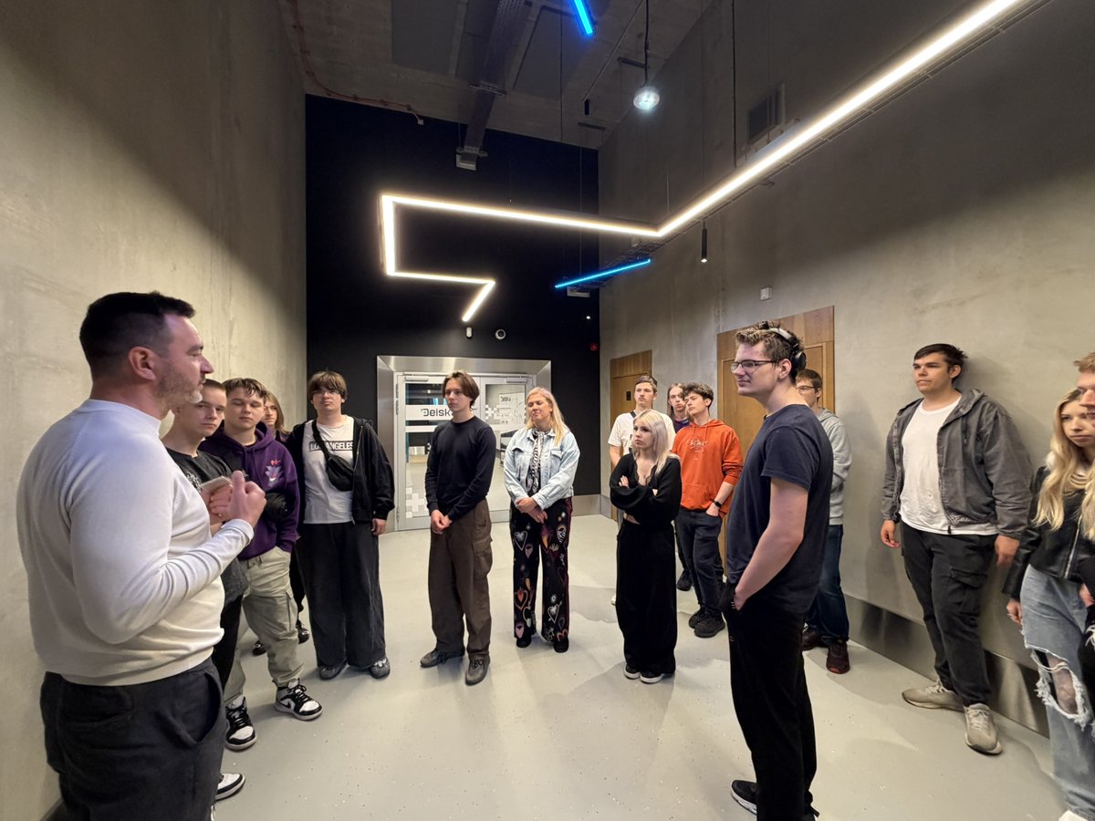 DelskaDC's tweet photo. Last week, Delska welcomed students from Jekabpils Tehnologiju tehnikums to its data centers in Riga!

The students had the opportunity to explore two of Delska’s six data centers, including the newly launched 10 MW AI-ready facility, and to learn from our IT experts during the Q&A session.

We are always happy to meet the future professionals of the IT world!

Check out the new data center: https://t.co/053vyjJPfD

#LatvianDataCenter #GreenDataCenter #ITFuture #CareerDay #StudentDay