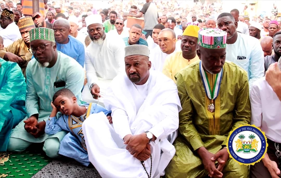 VP_Jalloh's tweet photo. Today, I prayed with our Muslim brothers and sisters at Hill Station to mark the blessed occasion of Eid Al-Adha. May this sacred occasion inspire us to continue building a Sierra Leone rooted in unity, service, and care for one another. 

I wish all Muslims in Sierra Leone and across the world a joyful and peaceful Eid Al-Adha celebration. Eid Mubarak.
