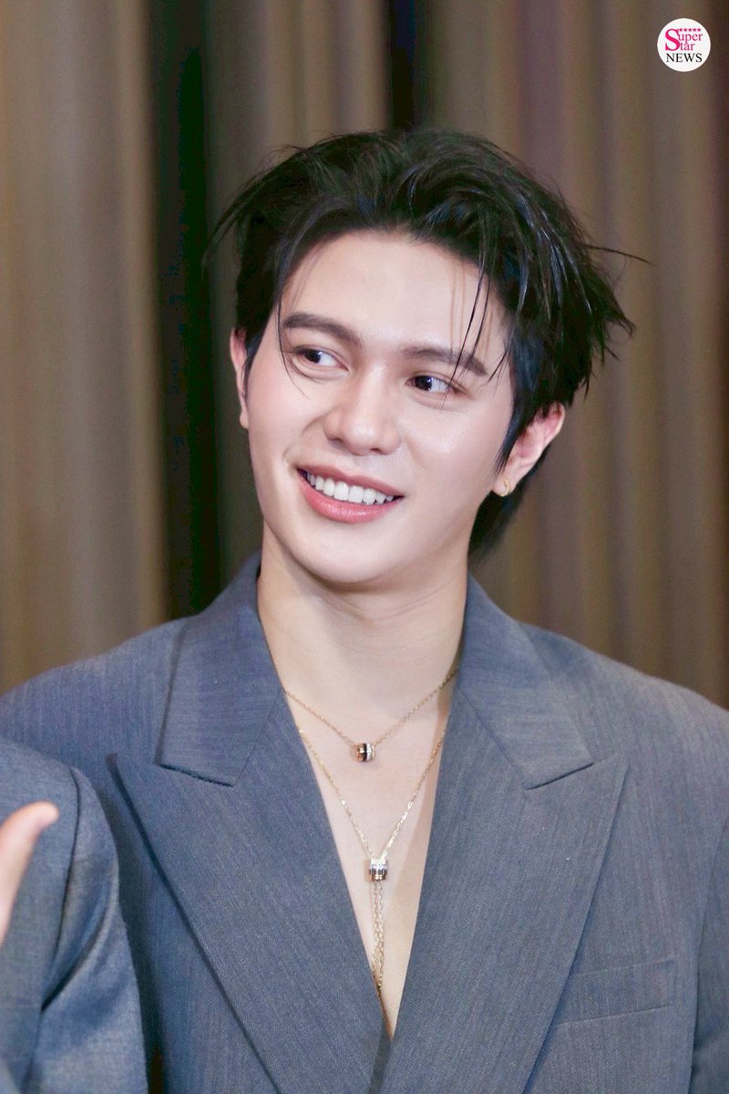 SuperStarNews tweet media