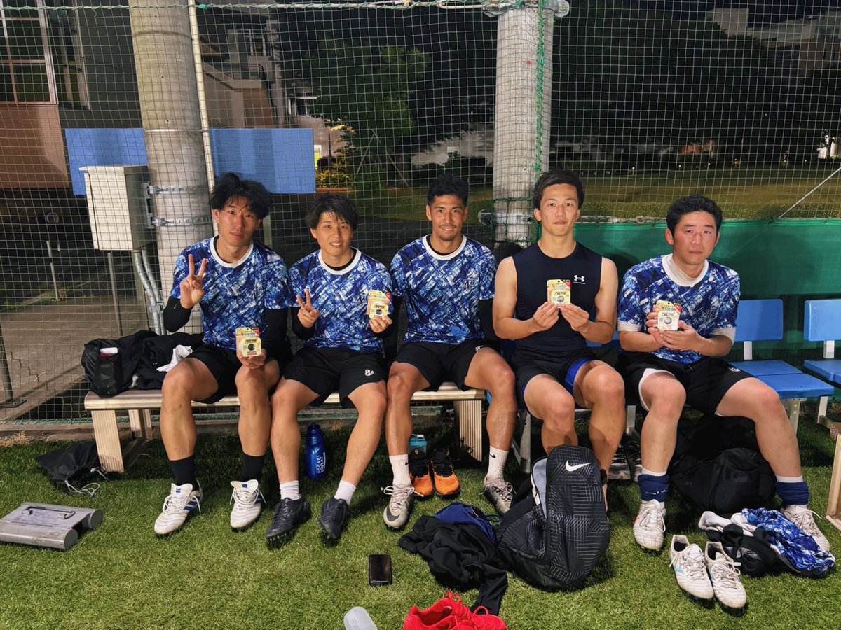 008None's tweet photo. 『頑張ってください』とテーピングを差し入れして頂きました！

ケイタさんありがとうございます！
チームで試合等で使用させて頂きます！

次の試合勝とう！🔥
#流山 https://t.co/IDBglO2CbU