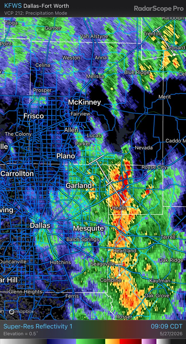 CollinARES's tweet photo. New event. Flood Advisory from 5/27/2026 9:11 AM to 11:00 AM CDT for Collin Wide. https://t.co/4xsAk9ENWy https://t.co/3JLMGBsXkS