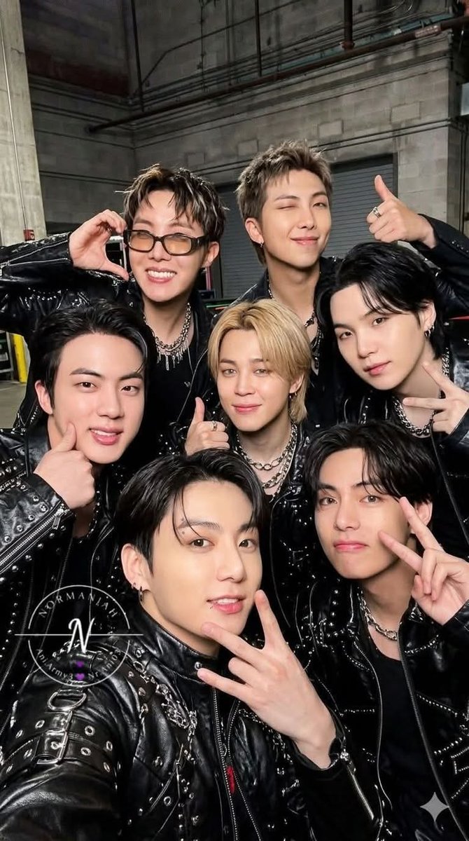 World Music Awards tweet media