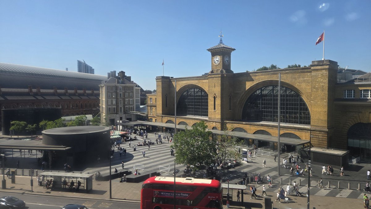 SteelwingGames's tweet photo. In the UK for @UKGamesExpo this weekend! If you're a content creator and want to see a prototype of 🌈 #RainbowBlvd and don't have an appointment yet, send a PM! https://t.co/lgVIsgBzBF