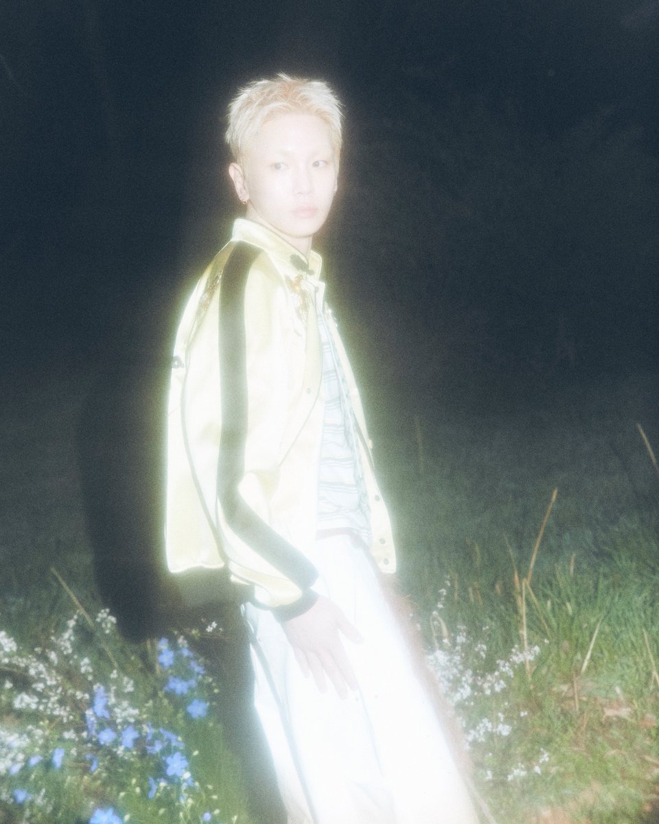 SHINee tweet media
