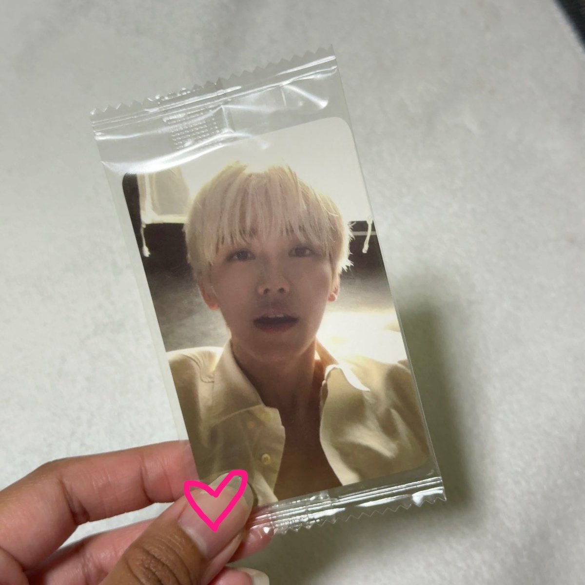 charmingosh's tweet photo. the idol                 vs.            the photocard https://t.co/dTe29vRGM1
