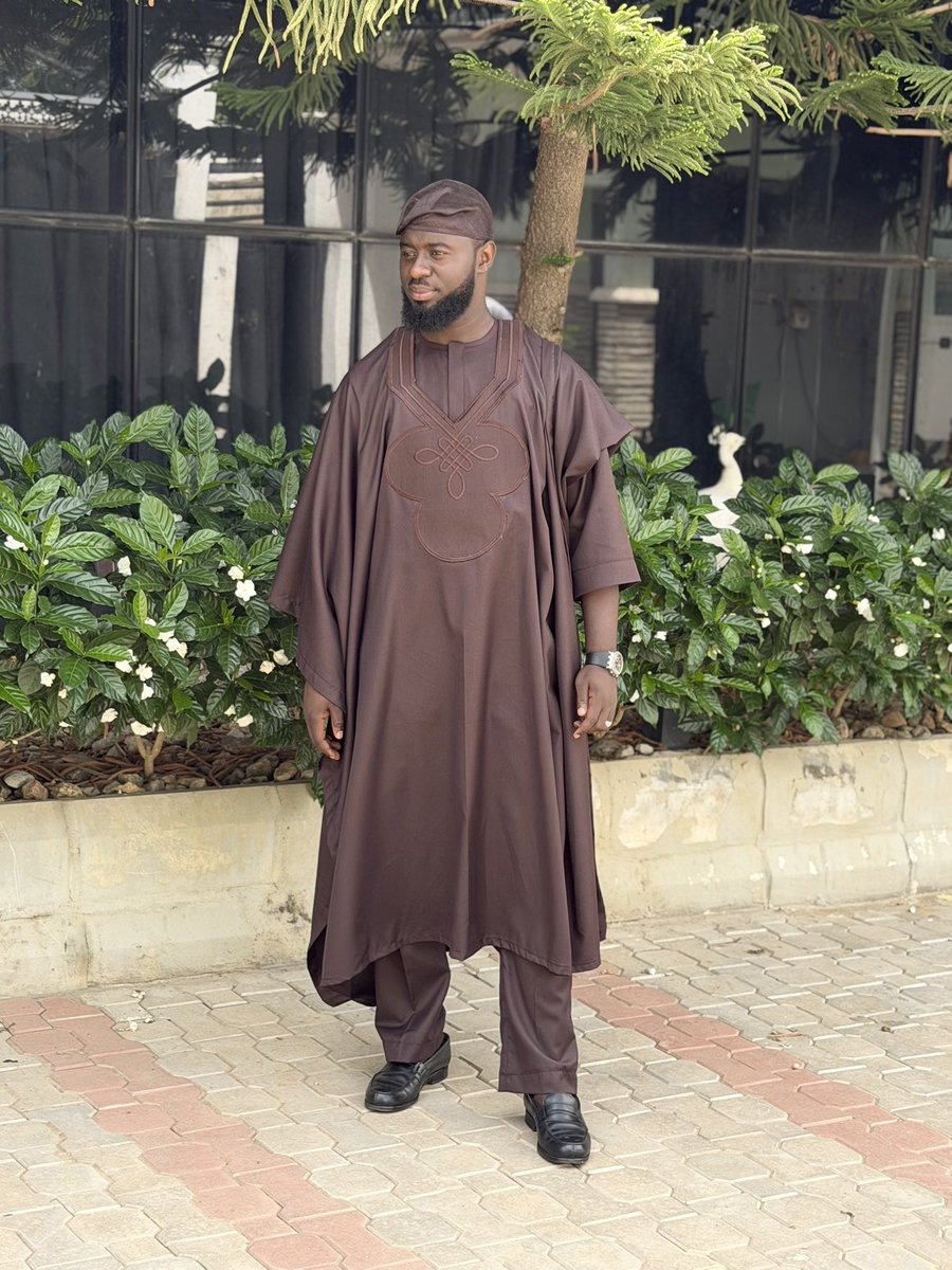 Eldee_kaftan tweet media