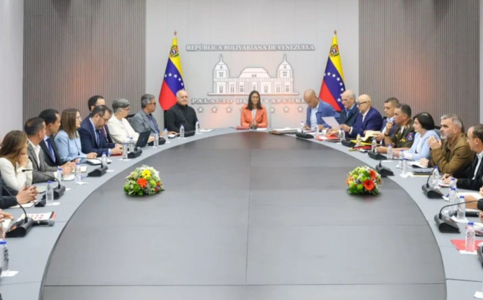 Adriana Sanchez tweet media