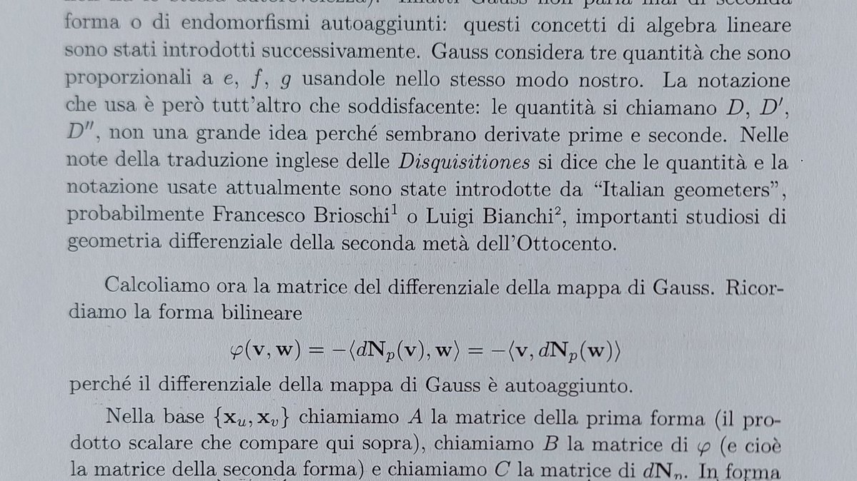 valompuntoexe's tweet photo. il signor brioschi che ha inventato il brioschi https://t.co/GmeTlA1JgM