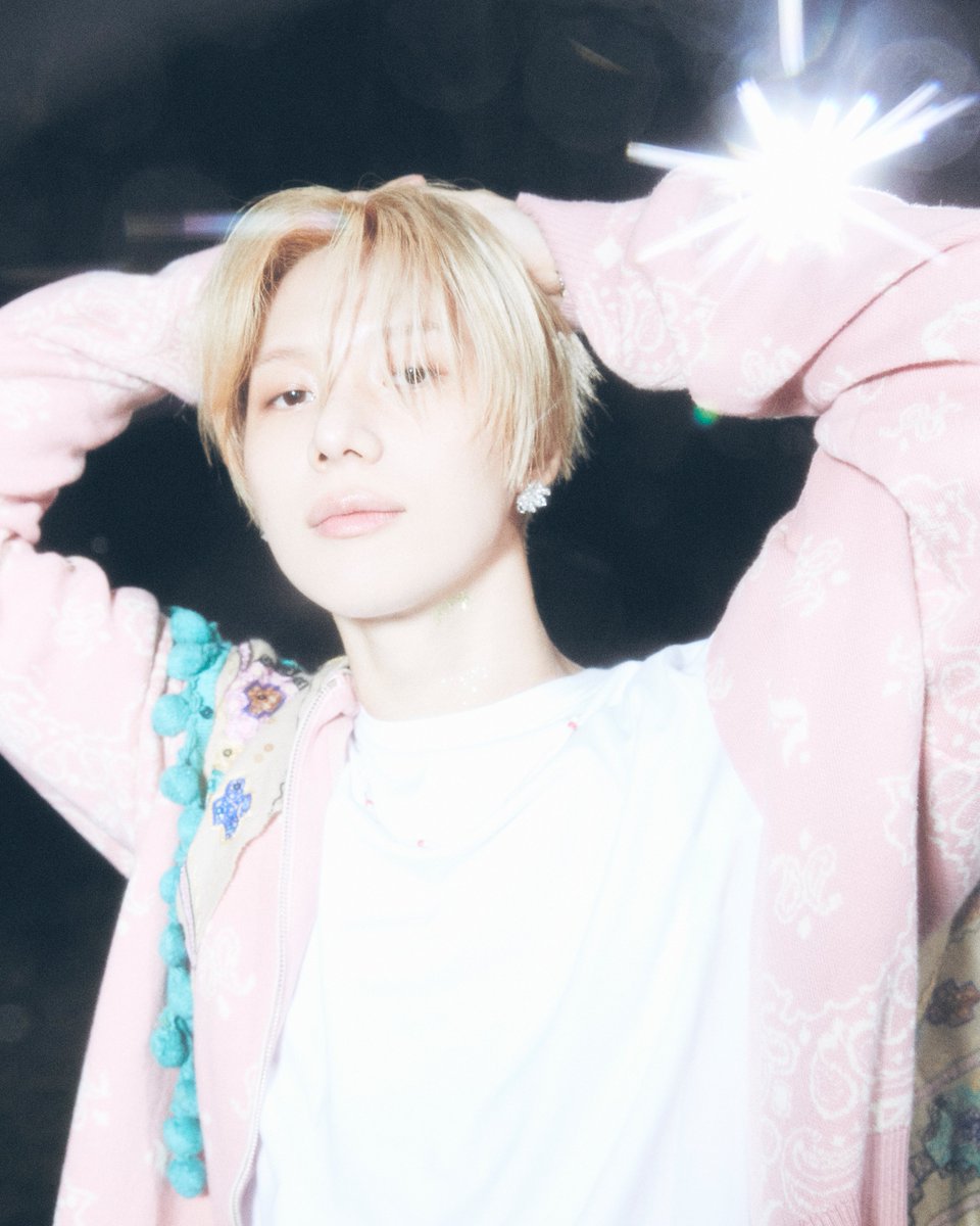 SHINee tweet media