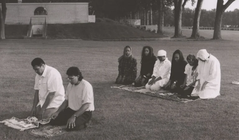 AliCenter's tweet photo. Eid Mubarak from the Muhammad Ali Center! To all celebrating Eid al‑Adha, we wish you peace, blessings, and joy as we continue building a more compassionate world together.

#AliCompassion

📷: Howard Bingham https://t.co/8y1OlqwseC