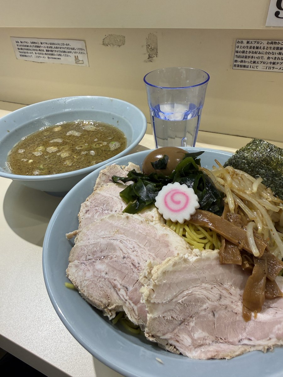 ナマ、日野、りんたろうとつねきちお好きな呼び方で大丈夫です🦥 tweet media
