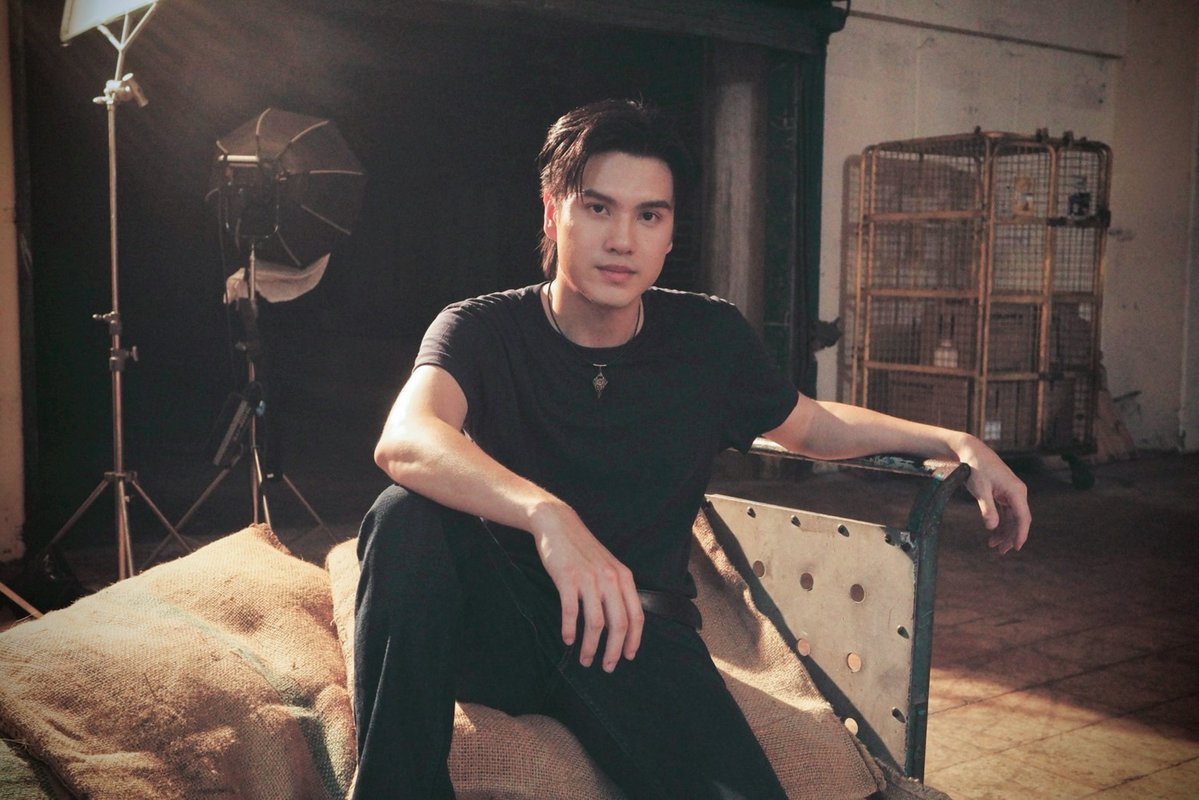 หงเสนคลุกฝุ่น Lovers & Gangsters tweet media
