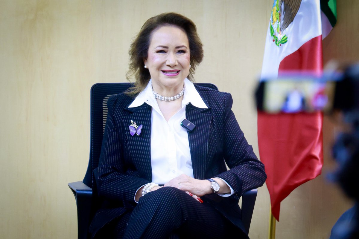 Yasmín Esquivel Mossa tweet media