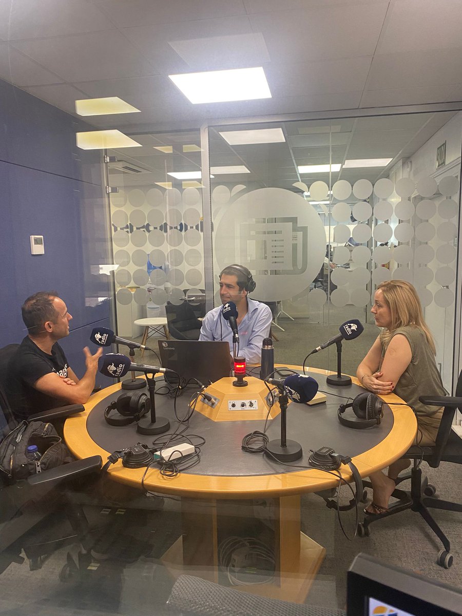 Adqa_inter's tweet photo. 🌇🌇🌇 IMPRESIONANTE EJEMPLO de  generosidad 💫 :

✨️ @thefortynagers 🎼 🎸🎙🫴🏼 asociación/grupo musical sin ánimo de lucro que ofrece actuaciones en directo para ayudar a causas que necesitan apoyo❗️
🗓 Este sábado, por 'MARTITA Y SU ETERNA SONRISA'

https://t.co/7fuoRVm3QT https://t.co/blU0Ttyk4p