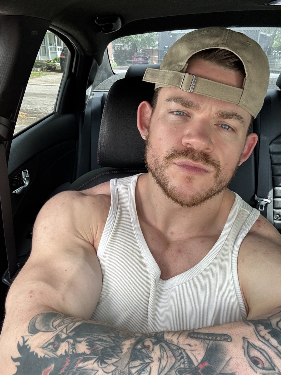 AlphaApollo37's tweet photo. Let’s go for a ride 😈 https://t.co/t7TjQYBbAm