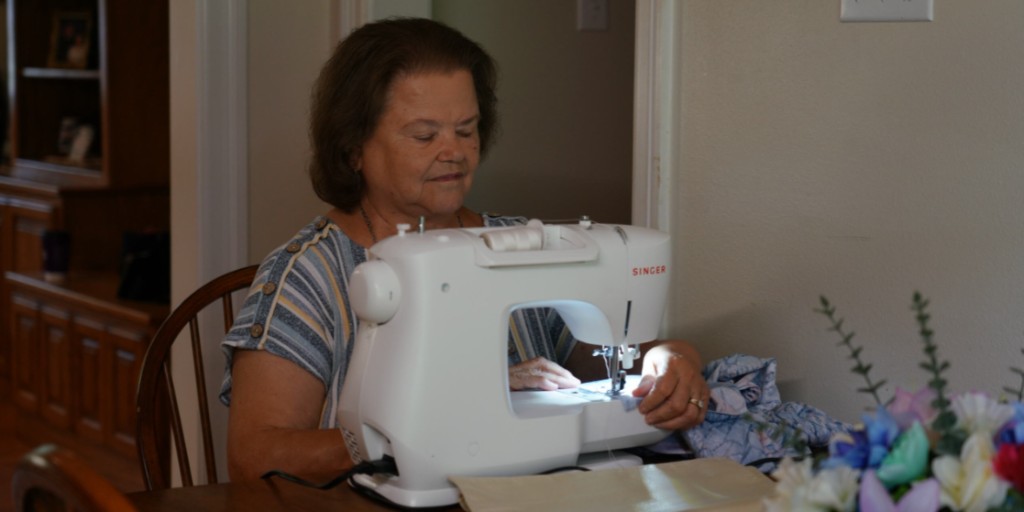 OchsnerDigMed's tweet photo. Stress has a significant effect on high blood pressure and Type 2 diabetes. Unplugging from technology is a simple way to beat distractions and reduce overstimulation. Set aside 30-60 minutes each day to unplug with a hobby to calm your nervous system. https://t.co/mq8eQANYud https://t.co/r3U0f935vo