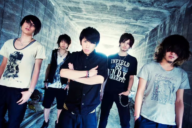 rocqnow's tweet photo. 過去の今日=2008年5月28日

ONE OK ROCK による2ndアルバム「BEAM OF LIGHT」が発売。"レコーディング作業を繰り返してバンドとして成長したい" という想いから結果的に生まれた一枚。そのためTakaは『作品じゃなくて自分たちの成長記録』と捉えており、収録曲はライブでもほぼ披露されていない。 https://t.co/PkeWWXW3AV