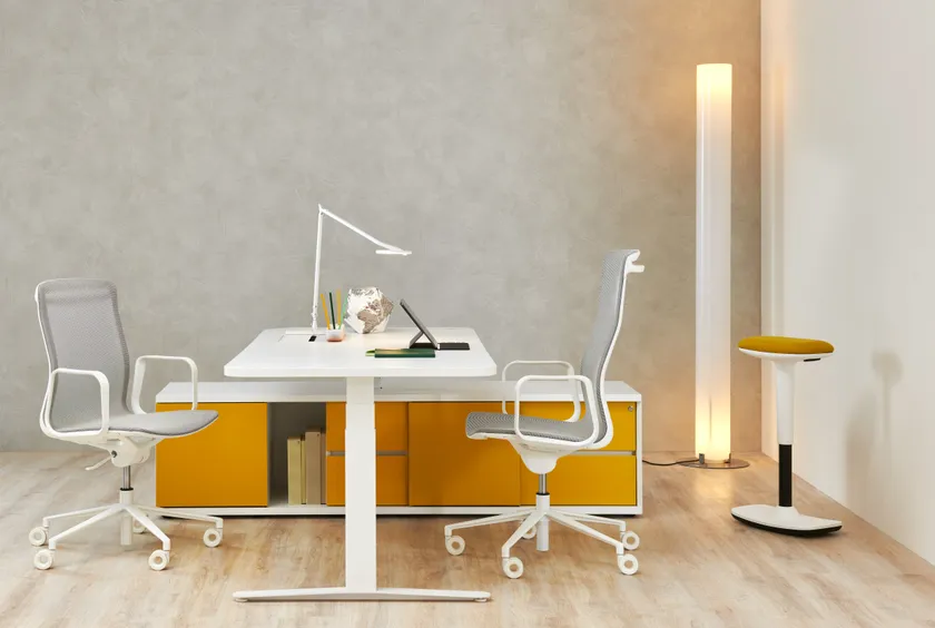 Estel_Service's tweet photo. ARIA — #diseño que respira ligereza
Una pieza que reinterpreta la memoria del diseño clásico a través de materiales tecnológicos innovadores, con detalles como la asa integrada y un mecanismo basculante compacto que mejora la experiencia de uso.
ℹ️ https://t.co/Gydre01A3Z https://t.co/JfQQVmjgvu