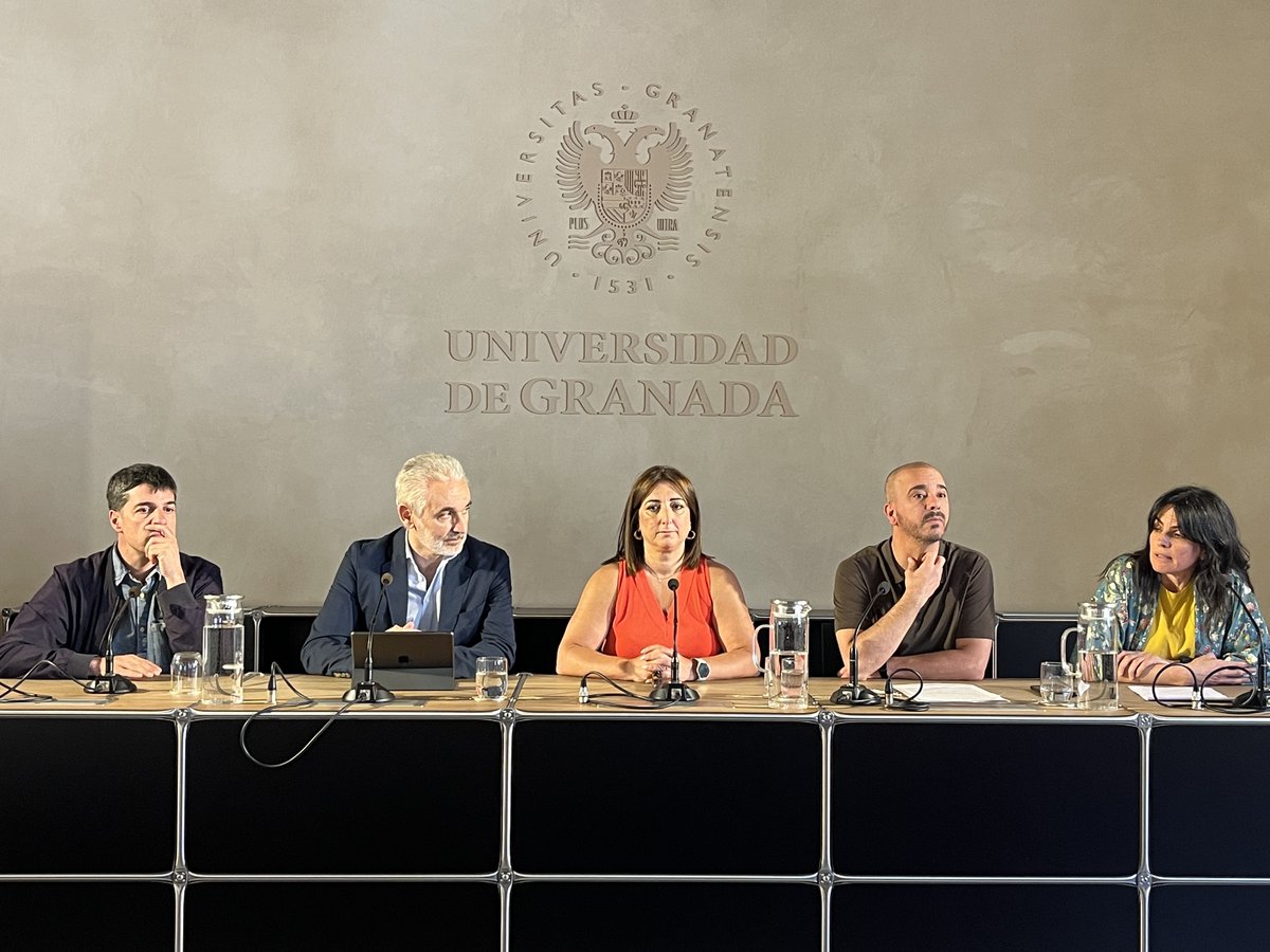 CanalUGR's tweet photo. ❗Arranca el III Encuentro #PedaLABUGR❗
🔬🧑🏫Un laboratorio pedagógico que propone un espacio de diálogo y reflexión en torno al arte como mediación educativa🎨📚
🗓️ Hasta el 29 de mayo
📍 @lamadrazacccugr
➡️ https://t.co/xfapvs68Gr