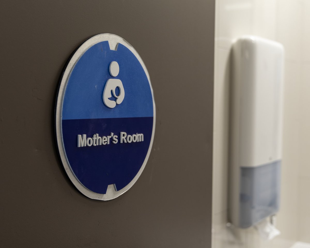 Flack4RIC's tweet photo. A brand-new Mother's Room has opened in Concourse B! 👩‍🍼

Designed to give traveling moms a quiet, private space while on the go, this new addition is part of the many upgrades and enhancements rolling out across the airport. From new amenities to improved passenger spaces, we’re continuing to invest in making the travel experience at RIC easier and more comfortable for everyone.