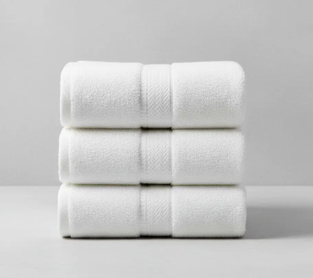 Silnari's tweet photo. Te dejo los descuentos especiales en cubre colchones, mantas, cobertores y toallones 

🛌Cubre colchón  impermeable
$39.000
https://t.co/RhmZn6MPrW

🛌 Plumón Blanco Liso
$254.000
https://t.co/8gpj5eo9Gb

🛌 Acolchado Nórdico 
$165.000
https://t.co/54tEyADN0g

🛁 3 Toallones Franco Valente 
$54.000
https://t.co/dIavJImazz