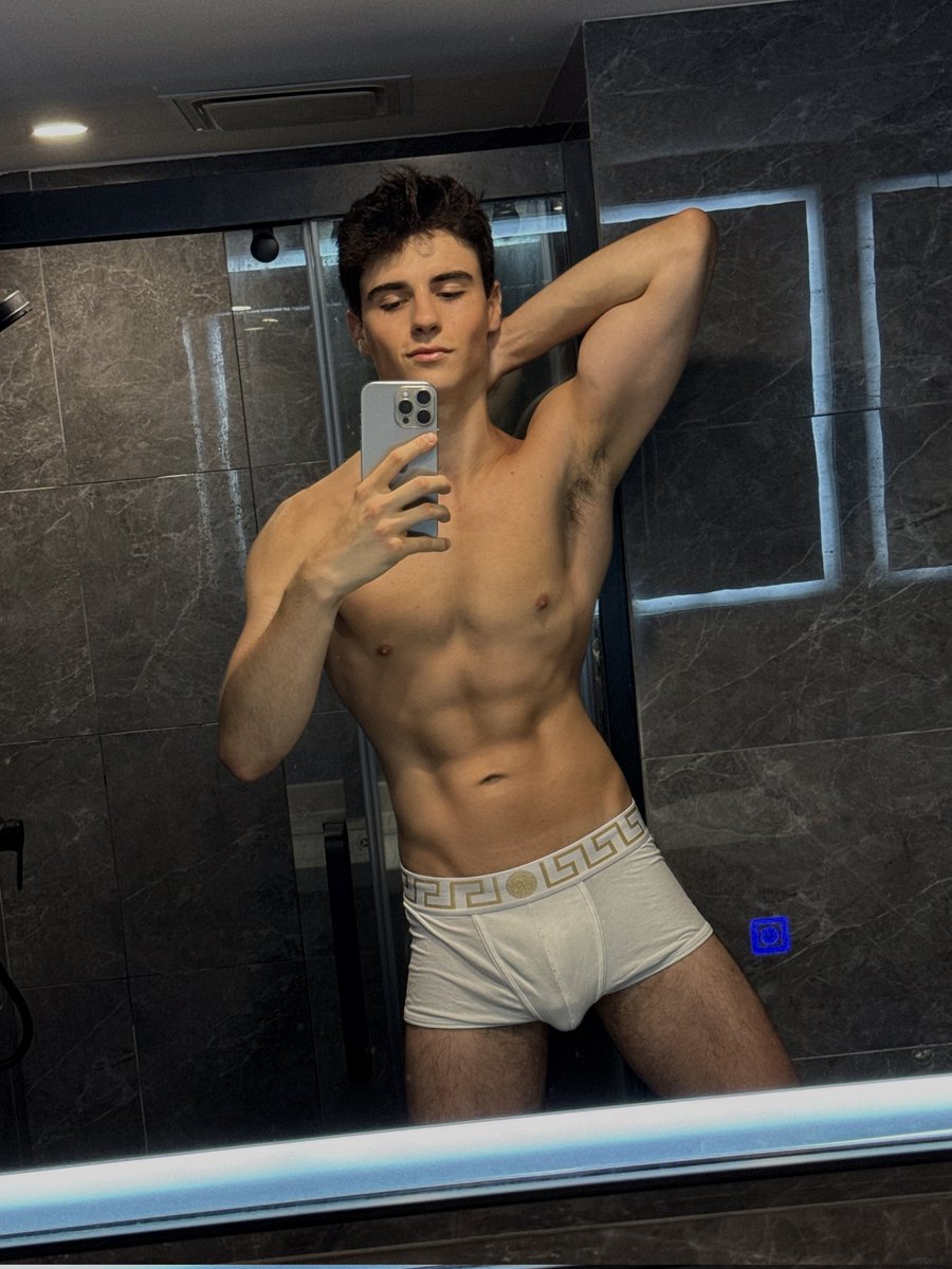 liamxwood tweet media