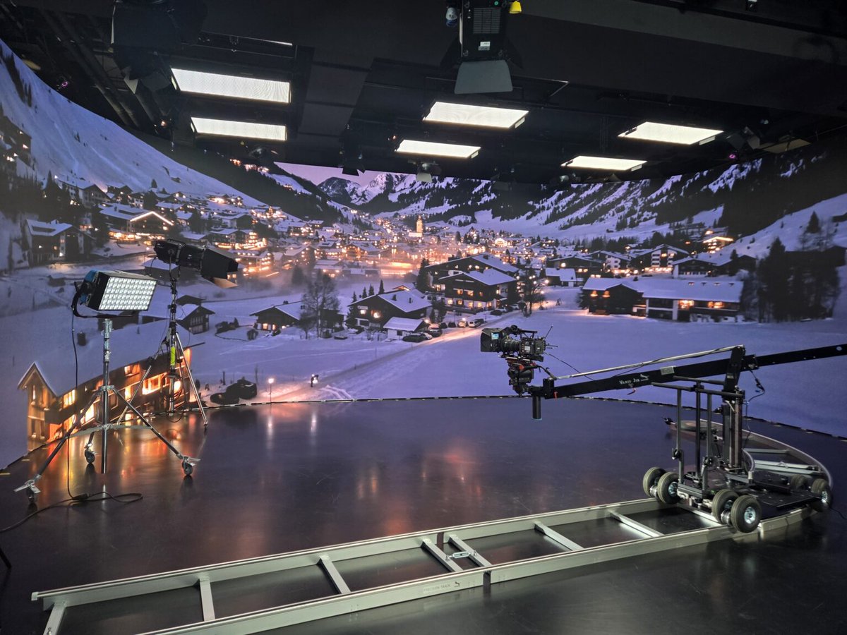 Install8ion's tweet photo. German university opens VFX lab featuring a 19m @infiledcom  curved LED wall, @BromptonTech  Limited processing, @AVStumpfl PIXERA media servers and @Vicon motion capture
https://t.co/GG1AAJ0V8k

To sign up for Installation's daily mailer click here:
https://t.co/PLwPlnF6H0 https://t.co/03wciwCVxv