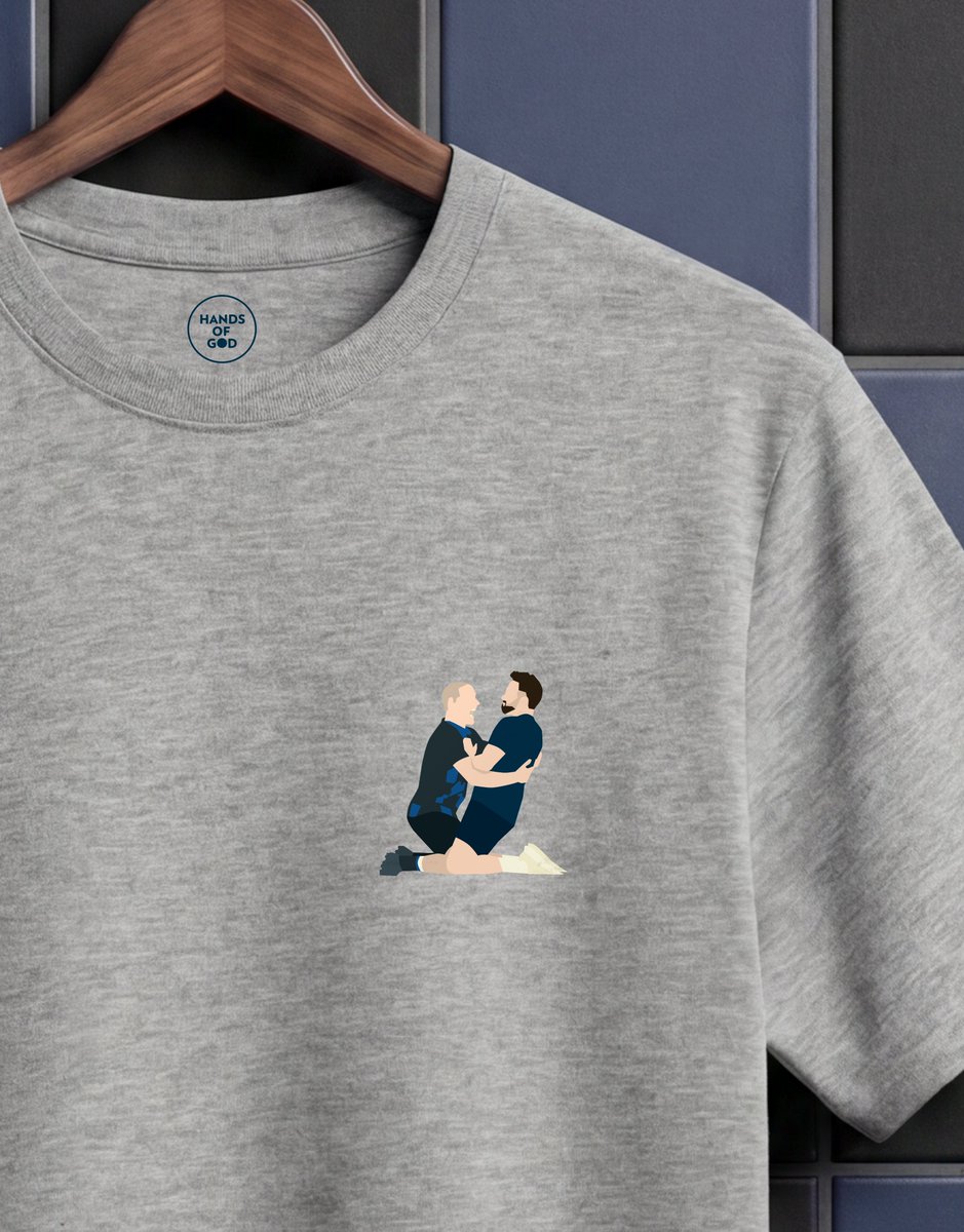hands__of__god's tweet photo. Nur für kurze Zeit: RÜBENRABENVOLL, das Shirt zum Paderborner Aufstieg. 🏆 Der Jubel von Kettemann &amp; Michel, jetzt als exklusives Shirt. 💥 Nur bis Sonntag bestellbar, Versand in ca. 2 Wochen. 📦  Jetzt mitfeiern! 🍻 #handsofgod #scpwob #paderborn  https://t.co/AYmdU3zp3g https://t.co/lAf8g5JtBj