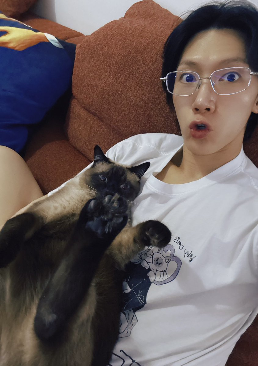 feelsbadgotobed's tweet photo. G.O MY 🇲🇾
tenmeow collection 🐈‍⬛🐱💜
by @delighttttt_

for 10vely in Malaysia who wtb this one for support TENLEE u can dm me 🙇🏻‍♀️

🛒 PRICE : RM43 / RM48
✅ TNG eWallet / MY address
📆 CLOSE 10/6 (+) free postcard

pls help rt tq!
#pasarnct #pasarwayv
#ตลาดนัดเตนล์ #ตลาดนัดtenlee https://t.co/oulUvFN1Z0