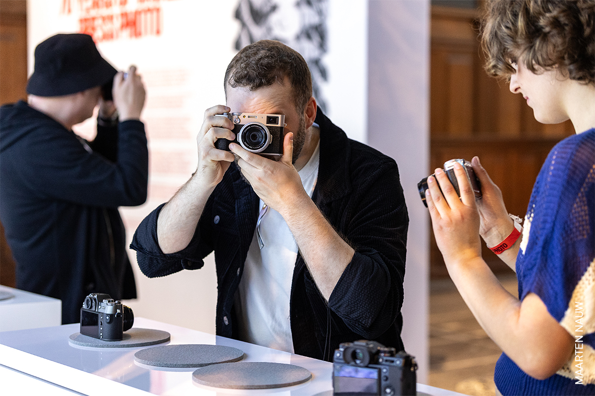 WorldPressPhoto's tweet photo. Explore, test, and get expert tips on Fujifilm’s latest cameras during ‘The Stories That Matter’ on Saturday 30 May at @DeNieuweKerk in Amsterdam.

🎟️ View the full program and get your tickets: https://t.co/jE4elZr2rR https://t.co/o1zhu3MVYv
