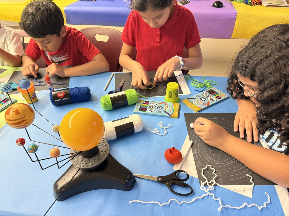iMissGo's tweet photo. We read about, and created representations of, our Solar System, also on day 1 of our summer program! @lfcisdESL_BIL #latepost https://t.co/qXlaczHnSp