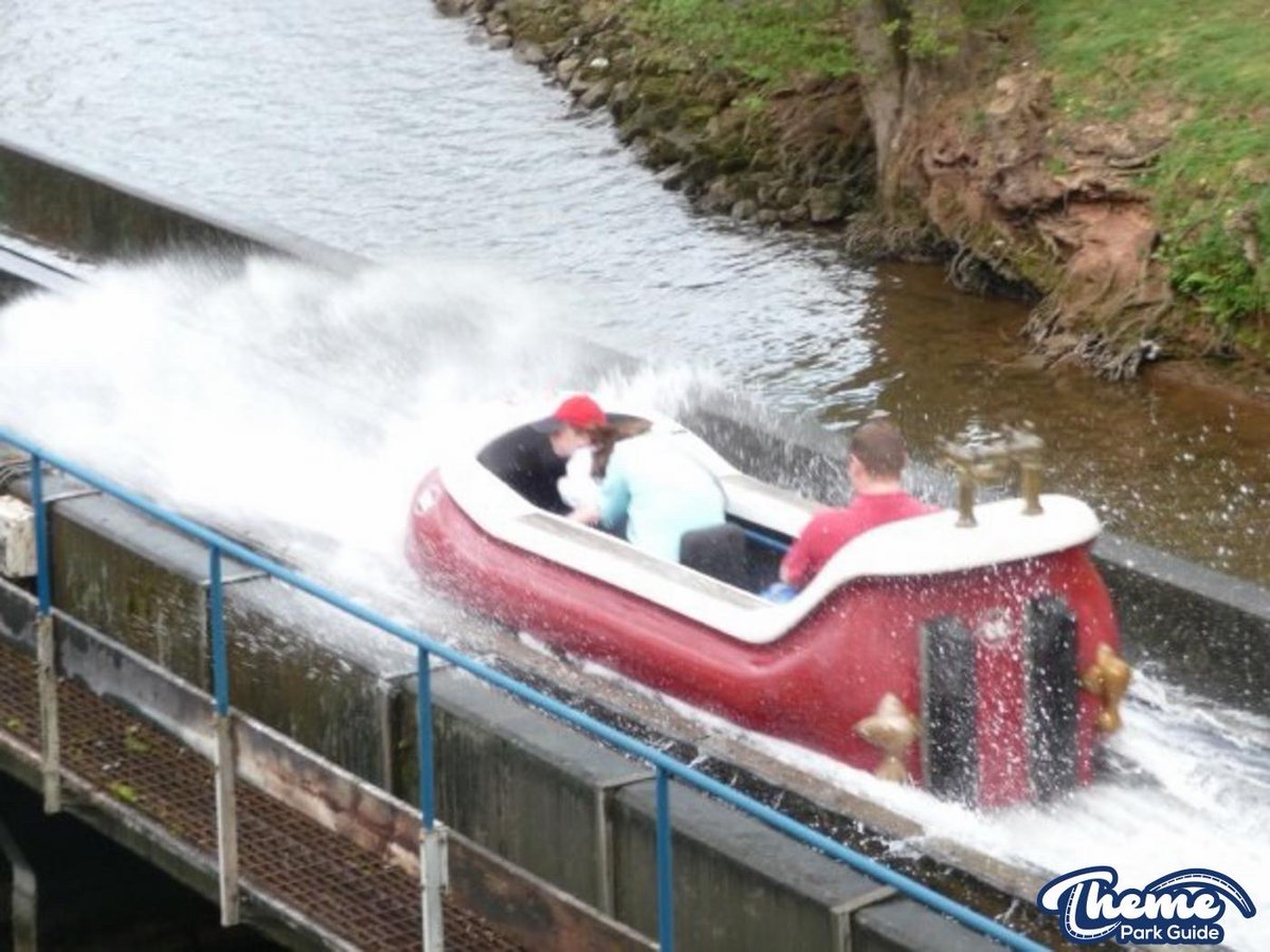 ThemeParkGuide's tweet photo. Do you remember The Flume at Alton Towers?

The duck in the tunnel can now be found in The Curse of Alton Manor.

https://t.co/uDC7v9Ogkd

#AltonTowers https://t.co/yI1pvCx7hP