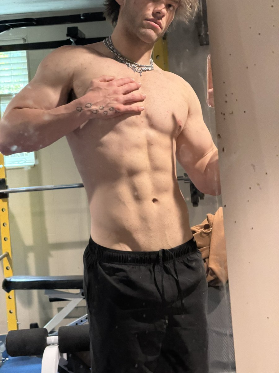 KoltonSmitty tweet media