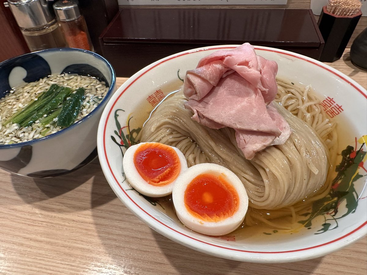 buka_nagano's tweet photo. 最近やっぱ、ラーメンって食べ物美味過ぎると思うんだ。
(全部どこのラーメンかわかる人いる？) https://t.co/HDxauBLFoA
