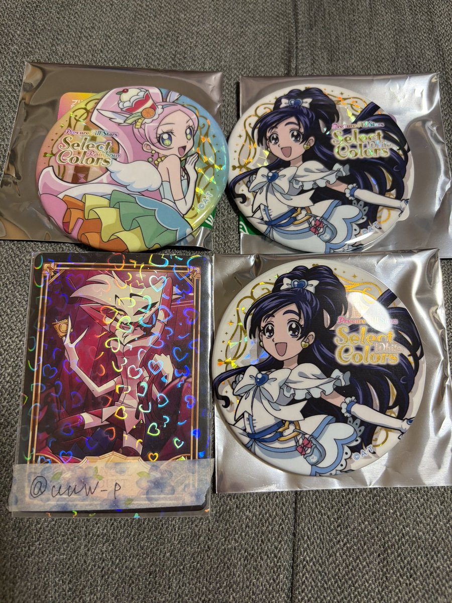 uuw_p's tweet photo. 【譲渡】プリキュア プリティストア select colors colorful セレカラ 缶バッジ 

譲：パルフェ、ホワイト×2

求：プリズム>>定価＋送料 

郵送交換希望
お手渡しについては要相談
まとめて交換して下さる方優先
お気軽にお声かけください https://t.co/ZTSAVeIVmN
