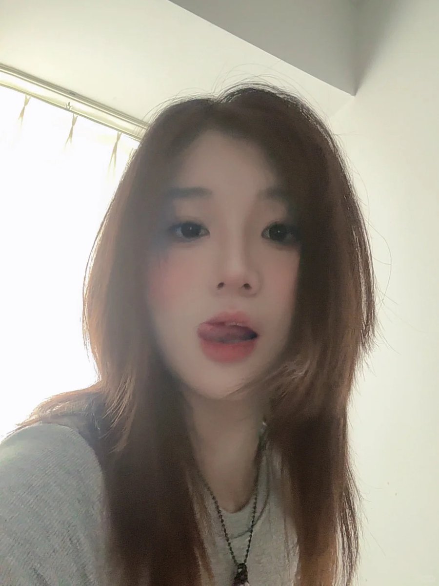 私有 tweet media