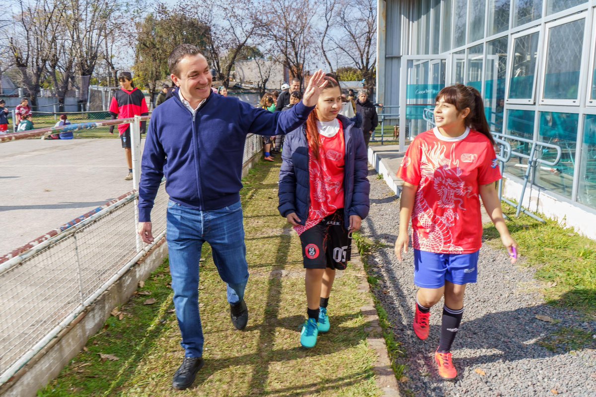 Andreswatsonok's tweet photo. Es importante seguir promoviendo estos espacios no solo para la recreación de nuestros jóvenes sino también para enseñarles que a través de la actividad física pueden crecer tanto individual como colectivamente. https://t.co/RhUz8pUKuc