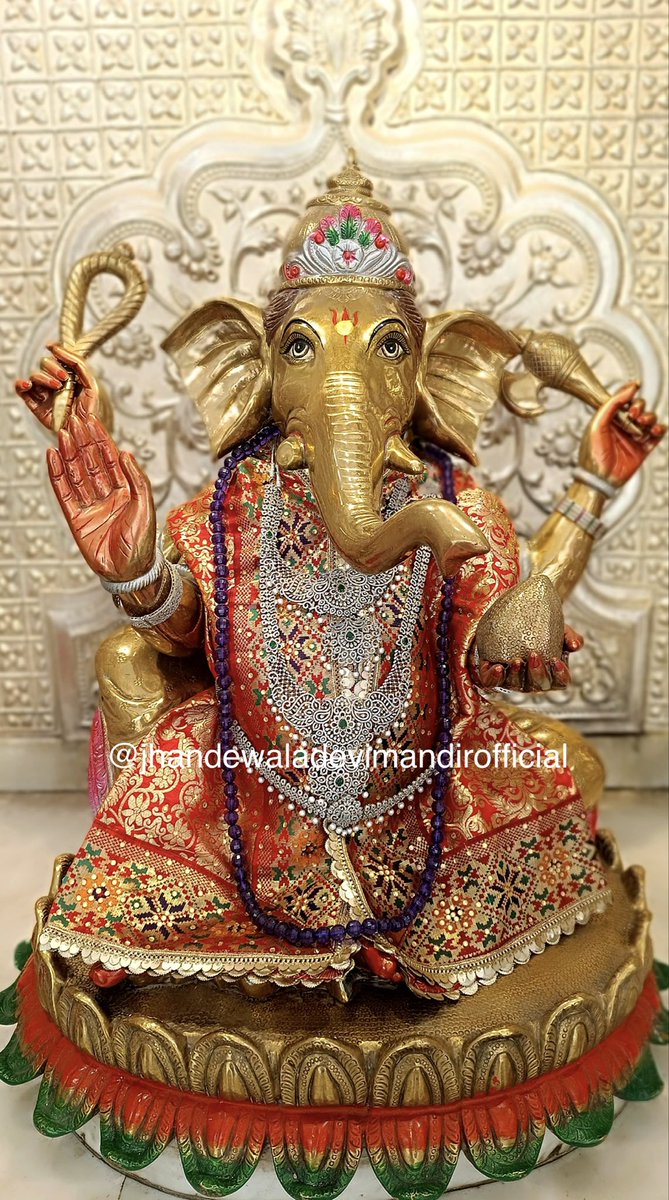 Jhandewala Devi Mandir tweet media