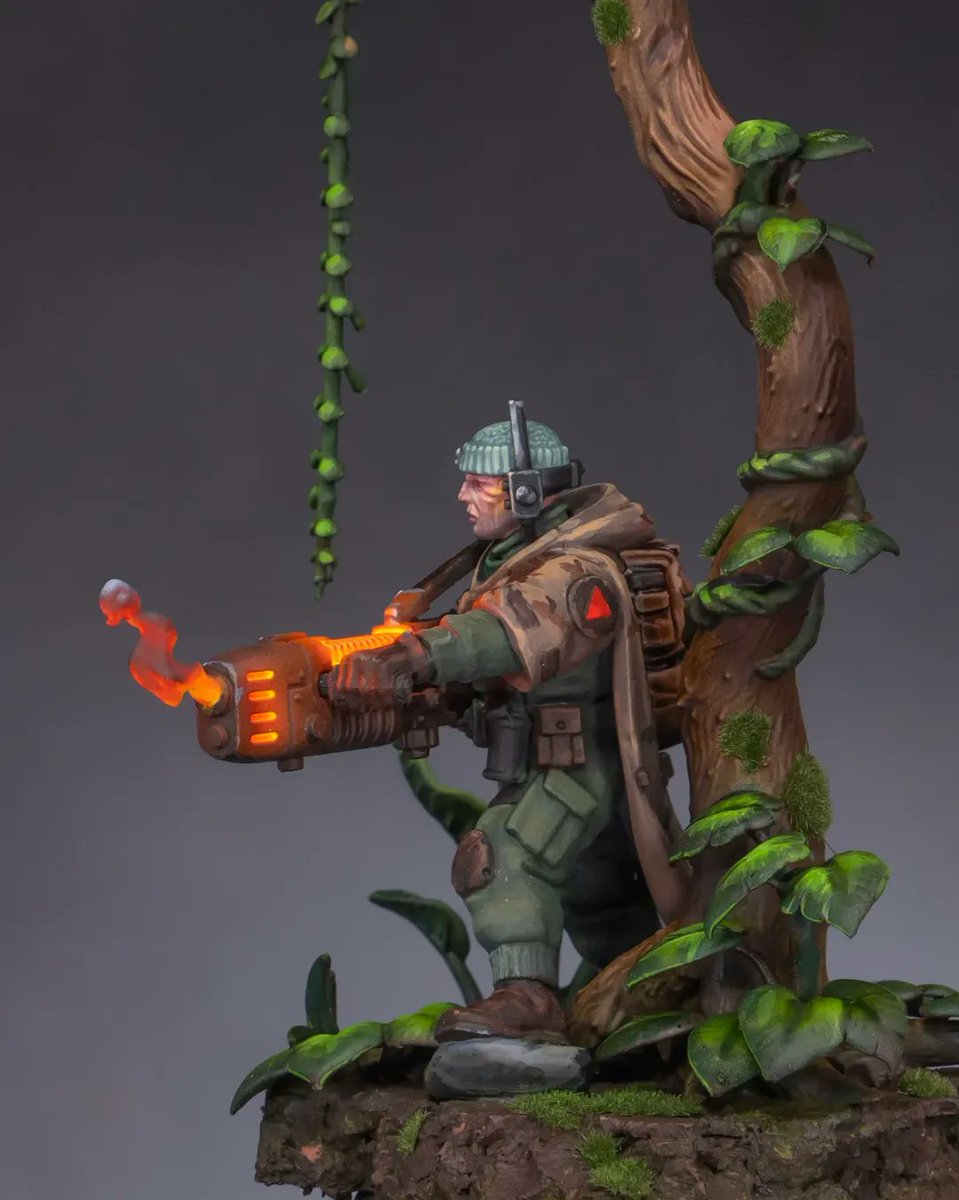 Warzone_Studio's tweet photo. Guardsman with overheated plasma by OSL master @elminiaturista
#WarzoneStudio #warhammer #warhammercommunity #warhammer40k #gamesworkshop #paintingwarhammer https://t.co/p4nBrW19WX