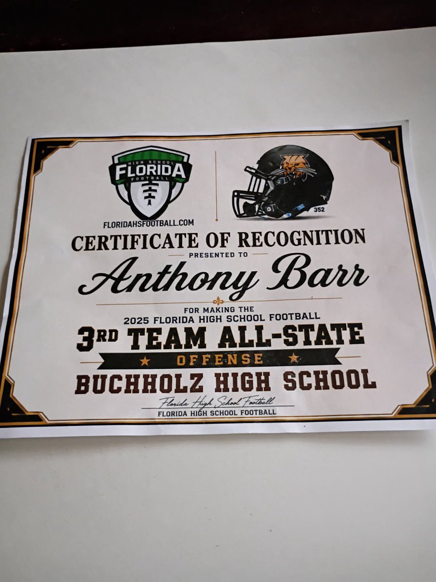 AnthonyBarr_70's tweet photo. Proud to present that I made 3rd team all-state.Thank you to my coaches, teammates, and family for putting me in this position @BuchholzFB @coach_1410 @CoachChuckB https://t.co/EiOvQ1Z0jK