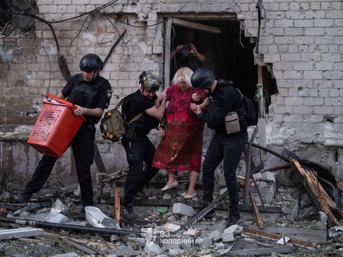 Денис Казанський tweet media