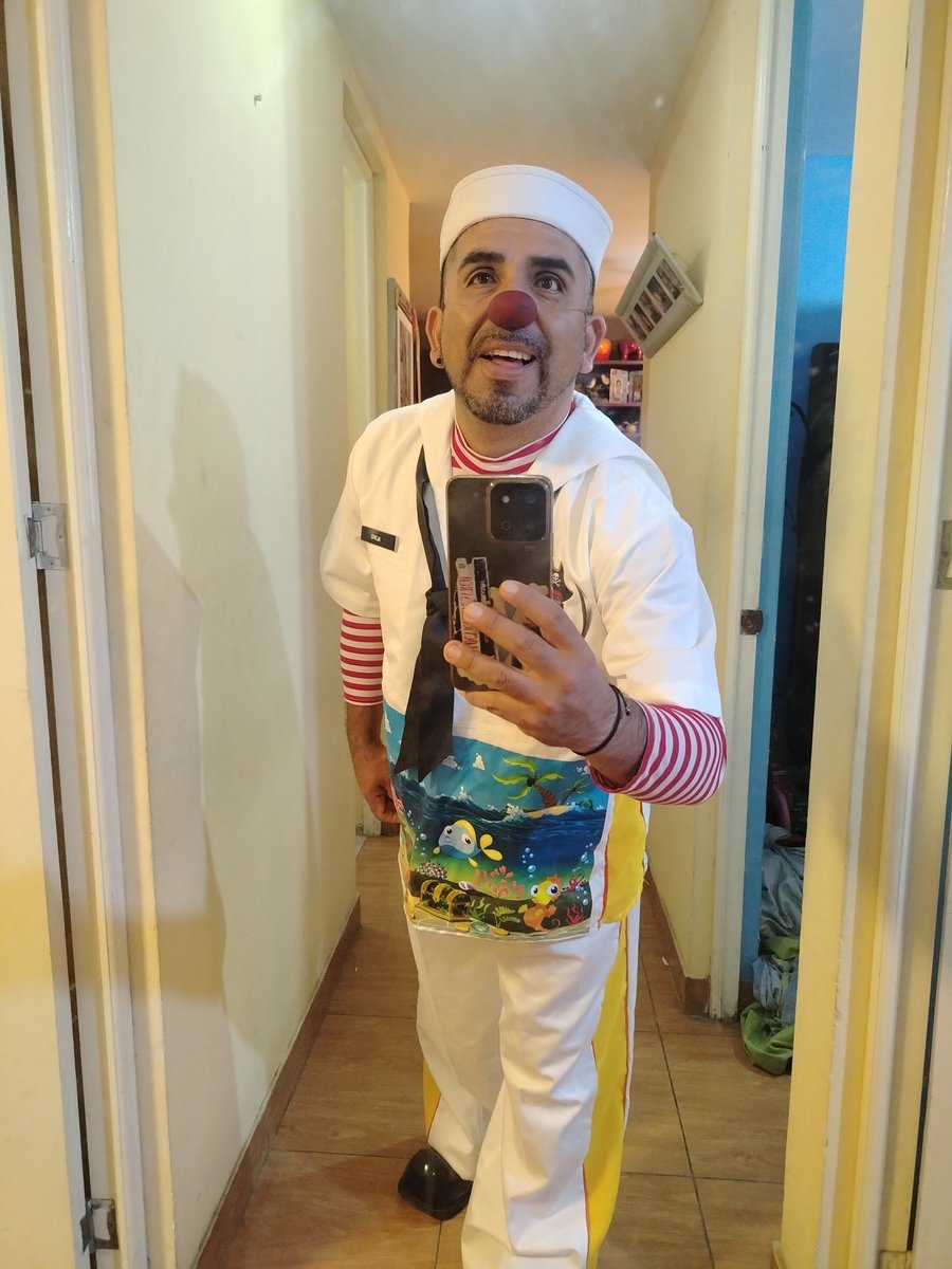 Chapulingrone's tweet photo. Les Presento al Grumete  Alivio personaje que ya quedó listo para intervenir en los hospitales, albergues y asilos para llevar alegría y pintar sonrisas.
Agradecer a mis amigos  por ayudarme a realizar este proyecto  que se enfoca en temas de ayuda social. https://t.co/KoWRSzVFtA