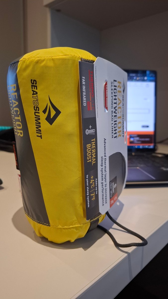 VRAMPELBERGS's tweet photo. Commande passée chez @ekosport pour un article indiqué “taille unique”. A la réception, il s’agit en réalité d’une version max 170 cm. Produit neuf, non déballé, aucun geste commercial proposé, retour refusé car “c’était écrit dans la description”. https://t.co/QfDexLIzPe
