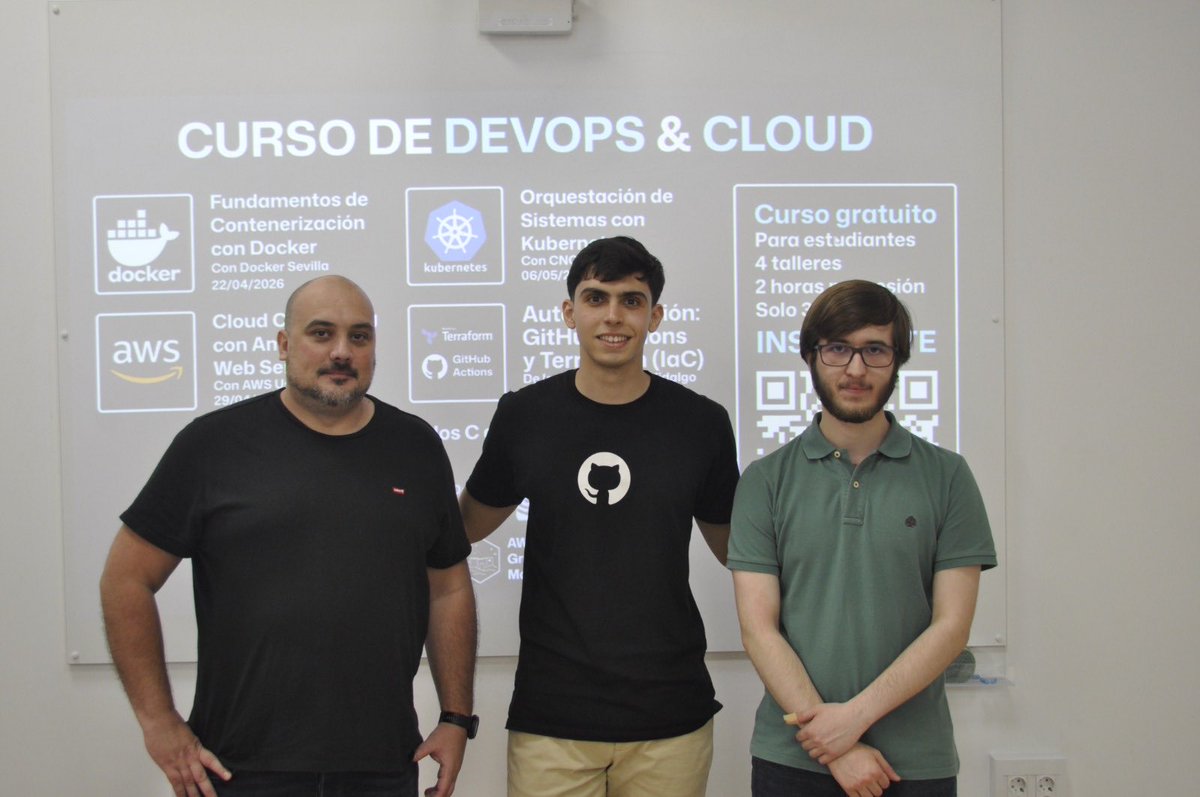 InformaticaUMA's tweet photo. ¡Éxito del Curso de DevOps y Cloud en la ETSI Informática @InformaticaUMA! Queremos agradecer la colaboración clave de los ponentes de Docker Sevilla, AWS User Group Málaga, CNCF Málaga, OpenSouthCode y Málaga JUG por traer sus talleres prácticos y experiencia real a la Escuela. https://t.co/d2xcQJZM8K