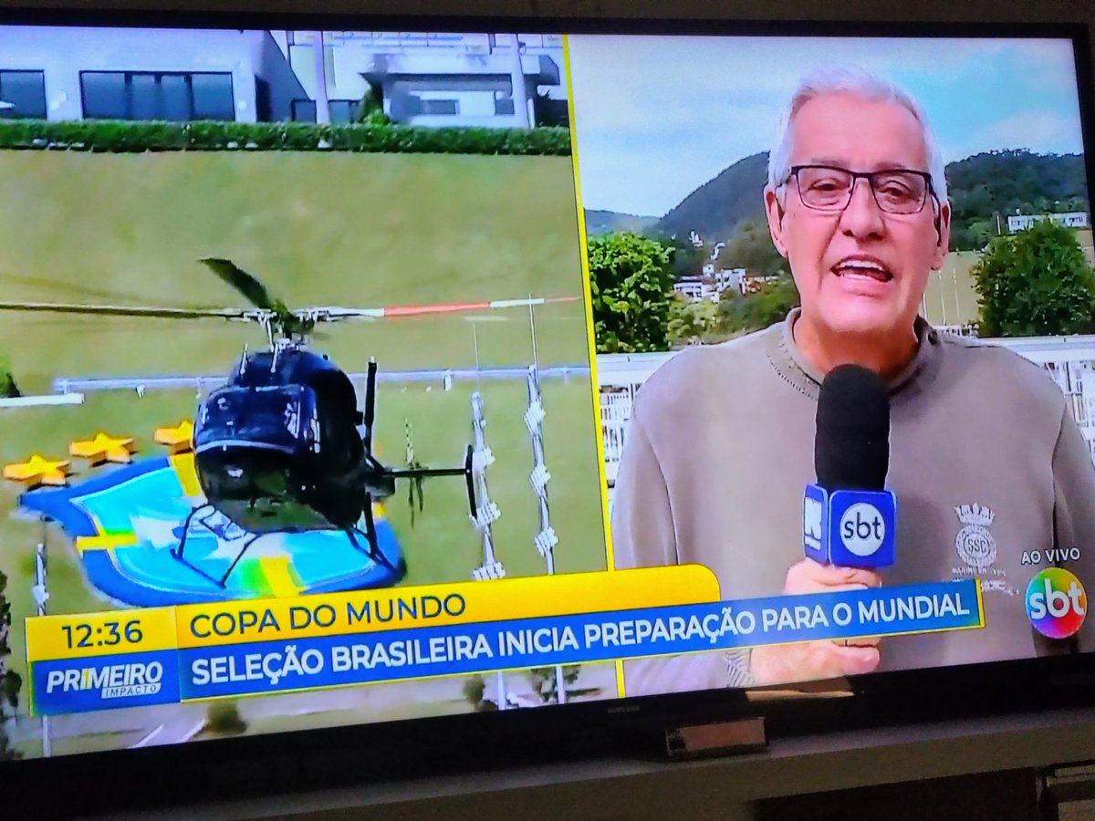 eitabil's tweet photo. Amei o microfone deviam investir nesse modelo, o básico elegante! #SBT #COPADOMUNDONOSBT @mffraga https://t.co/hMhB1zC2Aq