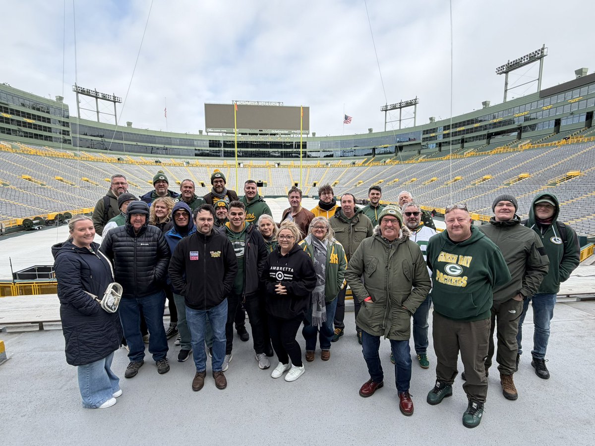 ukpackers's tweet photo. 📣 We are dropping our annual tour announcement TONIGHT! 📣

Seeing 2 games, visiting 2 countries. 🇨🇦 🇺🇸 

• Direct flight from Heathrow to Toronto on Air Canada 🇨🇦 
• ⁠Bus transfer to Niagara 
• ⁠A FALLS VIEW upgrade at the stunning Sheraton Niagara Falls Hotel!
• ⁠A site seeing voyage right up to the Falls itself!
• ⁠🚌 to Double Tree Windsor Hotel across the border from Ford Field
• ⁠🚌 to the stadium on game day
• ⁠GB @ DET tickets 🎫 
• ⁠Internal ✈️ from Detroit to Green Bay
• ⁠4 night bed and breakfast at the Oneida Hotel
• ⁠All you can eat and drink tailgate
• ⁠CAR @ GB tickets 🎫 
• ⁠Lambeau stadium and HOF Tour.
• Flights from Chicago to UK. 🇬🇧