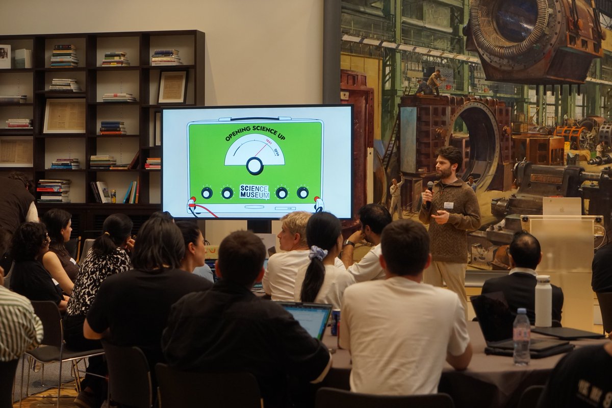SMatsiutsia's tweet photo. hey, great London locations! we at @vcodersglobal are looking for a new summer venue for our vibe events. 

we need a place that can fit 40+ people in one (!) room, with tables to work and a projector. 

dm if you know anyone. the repost is appreciated :) https://t.co/4NhbMObRGX